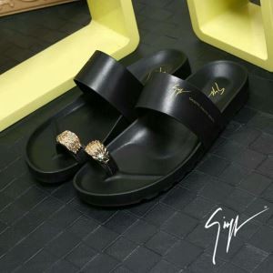 2018年春夏のトレンド ジュゼッペ ザノッティ GIUSEPPE ZANOTTI サンダル  『個性』を表現出来る