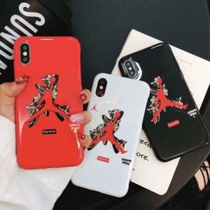 SUPREME2018人気最新作シュプリームコピークラシックロゴiPhoneＸケース男女兼用