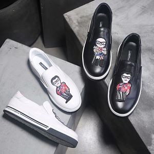 人物像デザイン性 Dolce&Gabbana コピー 馬車 イラストスリッポン BK ドルチェ＆ガッバーナ 個性的 シューズ　