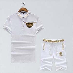 良好な材質上下セットヴェルサーチ VERSACE 人気ブランドランキング 2色可選半袖Ｔシャツ