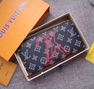 人気新作到着!!ルイ ヴィトン 長財布 Upside Down定番  LOUIS VUITTON 優れた品質 レザー プリント ロゴ 値下げ！