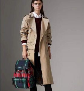 キュートさ満点リュック、バックパック BURBERRY バー...