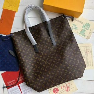 最近売れたアイテム LOUIS VUITTON2018年度 ...