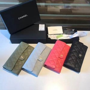 新たな世界に新作通販財布超人気デザイン CHANEL 4色選...