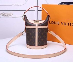 洗練された表情LOUIS VUITTONルイヴィトンスーパーコピー高品質なレディースショルダーバッグ