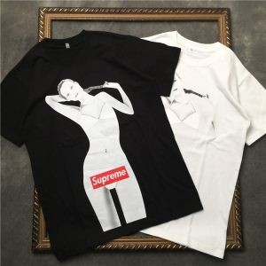 人気急上昇中スーパーコピーシュプリームSUPREMEお得100%新品ボックスクルーネックＴシャツ黒、白