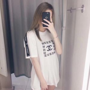 Ｔシャツ　シャネル CHANEL  爽やかな印象　人気ブラン...