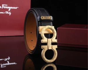 人気が再燃！ FERRAGAMO サルヴァトーレフェラガモ ...