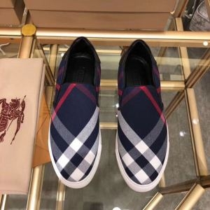 人気ブランドランキング BURBERRY バーバリー 個性を...