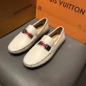 LOUIS VUITTON ルイ ヴィトン 秋冬話題アイテム...