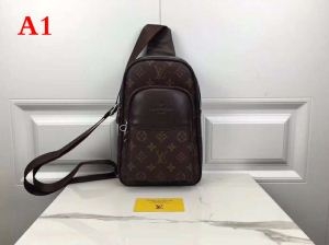 ルイ ヴィトン LOUIS VUITTON 秋冬新作登場 ショルダーバッグ 2色可選 秋冬話題アイテム