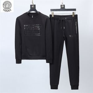 ヴェルサーチ VERSACE 今季トレンド 上下セット 2018新入荷