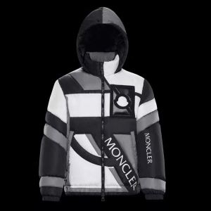 人気商品新色登場！ MONCLER モンクレール 人気ブラン...