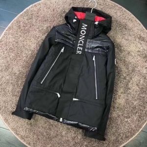 ダウンジャケット メンズ  人気新作登場 MONCLER モ...