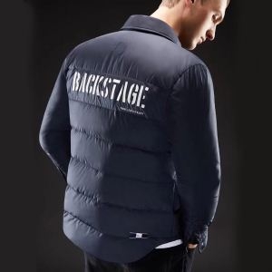 今話題の最新作 MONCLER モンクレール 2018最新コ...