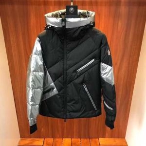 秋冬新作登場 MONCLER モンクレール 2018定番新作...