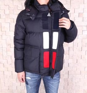 海外人気アイテム ダウンジャケット メンズ MONCLER ...