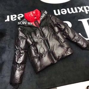 人気売れ筋商品 MONCLER モンクレール ダウンジャケッ...