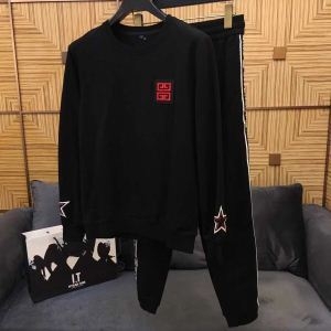 人気爆発新品 ジバンシー上下セット2018年トレンドNO1  GIVENCHY 人気爆発新品