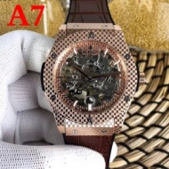 HUBLOTウブロ 腕時計 偽物シンプルデザインスタイリッシュウォッチ最高級のレザー頑丈でしなやかメンズ時計