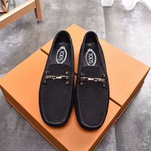 2018年秋冬のトレンド トッズ TOD'S 使い勝手のいい...