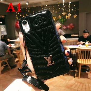 人気商品新色登場！ LOUIS VUITTON ルイ ヴィトン iphoneXS/MAX ケース カバー  多色可選 超人気大特価