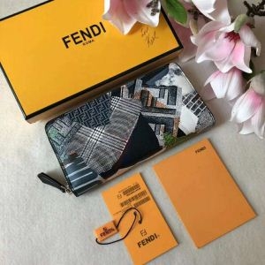 最近売れたアイテム フェンディ2018定番新作 長財布 FENDI 超激安アイテム