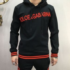 秋冬新作登場 ドルチェ＆ガッバーナ 海外販売開始  Dolce&Gabbana センス漂う 上下セット 自分らしく