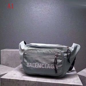 最安値お得バレンシアガ ベルトバッグ コピーBALENCIAGAユニセックスシンプルなデザイン3色可選ブランド刺繍ロゴ