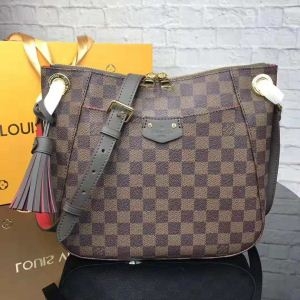 個性を引き立て LOUIS VUITTON ルイ ヴィトン ...