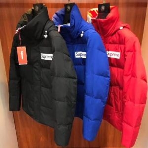 最先端ファション SUPREME シュプリーム 秋のお出かけ...