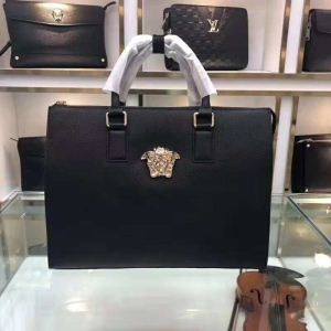 スタイリッシュな印象 VERSACE 手持ち&ショルダー掛け 2019最新入荷ヴェルサーチ