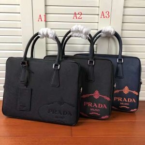 毎日大活躍 PRADA 流行の最前線手持ち&ショルダー掛け 3色可選 プラダ 2018秋冬の定番新品