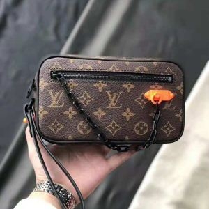 洗練された雰囲気 ルイ ヴィトン 着心地抜群 LOUIS VUITTON ポーチ 人気売れ筋商品