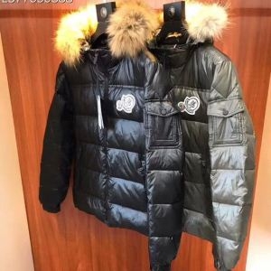 最安値に挑戦 MONCLER モンクレール ダウンジャケット...