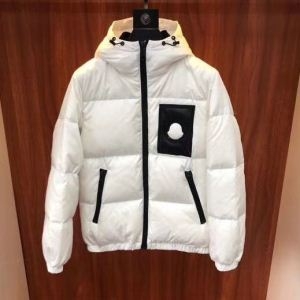 最安価格に挑戦中 VIP価格アイテム 激安セール MONCLER モンクレール ダウンジャケット