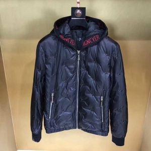 数量限定大得価 有名人の愛用品 人気売れ筋商品 MONCLER モンクレール ダウンジャケット