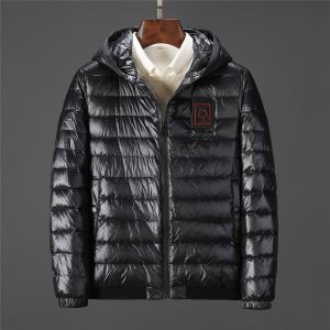 期限限定 流行の最前線 世界中で爆発的人気 MONCLER モンクレール ダウンジャケット 2色可選