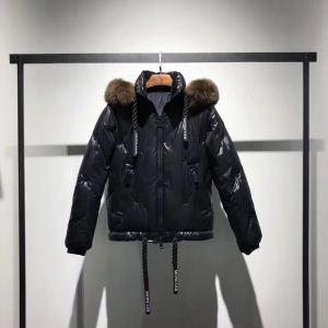 ダウンジャケット MONCLER モンクレール 期間限定割引...