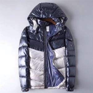 MONCLER モンクレール ダウンジャケット 有名人の愛用...