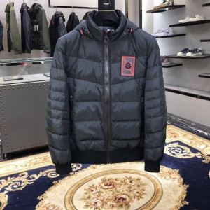 品質保証定番人気 2019新着話題作 MONCLER モンク...