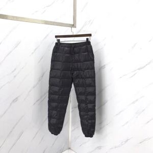 デニムパンツ 最近人気一番 世界中で爆発的人気 長く愛用できる MONCLER モンクレール