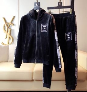 世界中で爆発的人気 シャネル CHANEL 上下セット 今年...