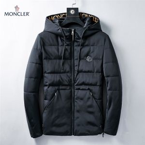 2019最新入荷 大評判のデザイン モンクレール MONCLER ダウンジャケット