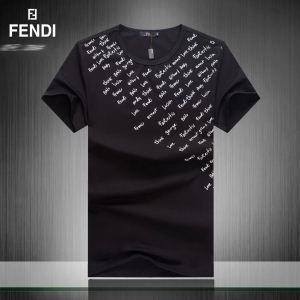 ファッションの最先端！超必須アイテム FENDI フェンディ...