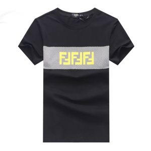 雑誌も街も人気アイテム 最新の春夏アイテム FENDI フェンディ 半袖Tシャツ 3色可選
