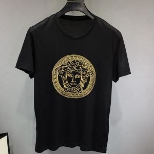 VERSACE ヴェルサーチ 半袖Tシャツ 2色可選 今季はトップスにおすすめ 風合いが魅力