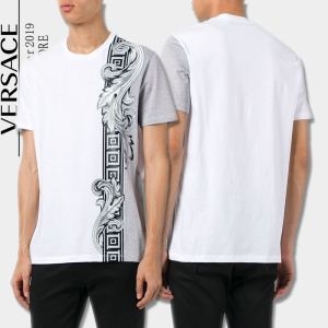 VERSACE ヴェルサーチ 半袖Tシャツ おしゃれ上級者を目指す きれいめコーデに変身