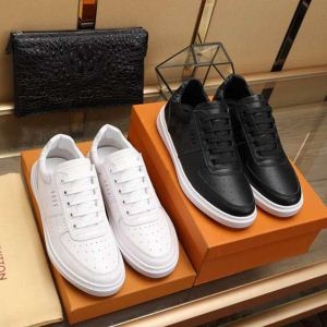 VIP 先行セール2019年夏 使えて可愛いデザイン夏新品 LOUIS VUITTON ルイ ヴィトン カジュアルシューズ 2色可選