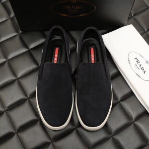 ファッション感満々 PRADA プラダ カジュアルシューズ ...